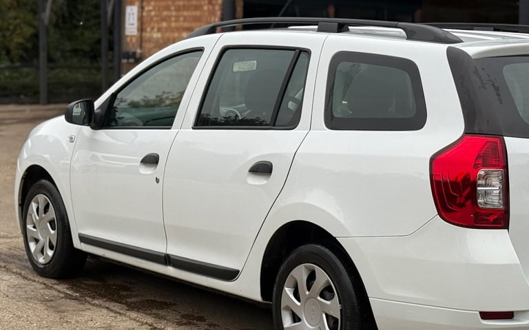 2019 Dacia Logan 0.9 TCe Essential Euro 6 (s/s) 5dr Petrol