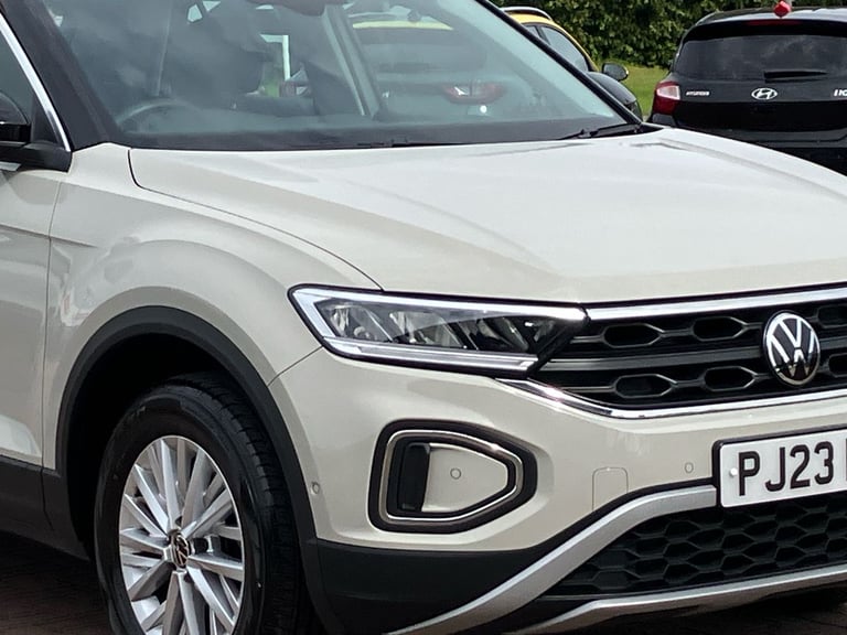 2023 Volkswagen T-Roc 1.5 TSI Life 5dr DSG HATCHBACK PETROL Automatic