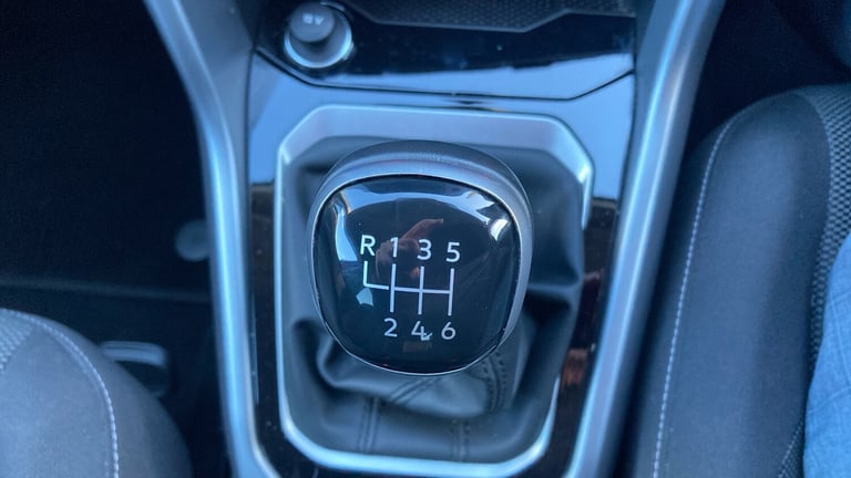 2022 Volkswagen T-Roc 1.5 TSI Life 5dr Petrol Hatchback Hatchback Petrol Manual