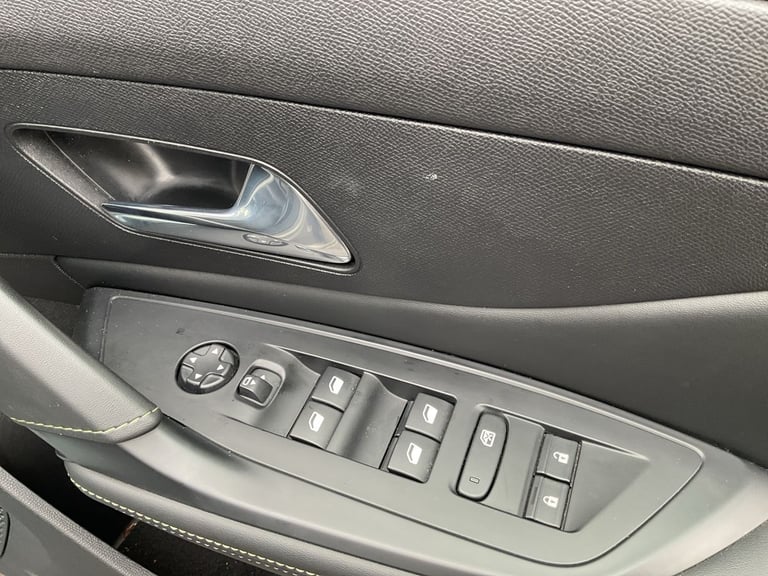  Peugeot 308 SW SW ESTATE PEUGEOT 308 SW ESTATE 1.2 PURE TECH GT Petrol