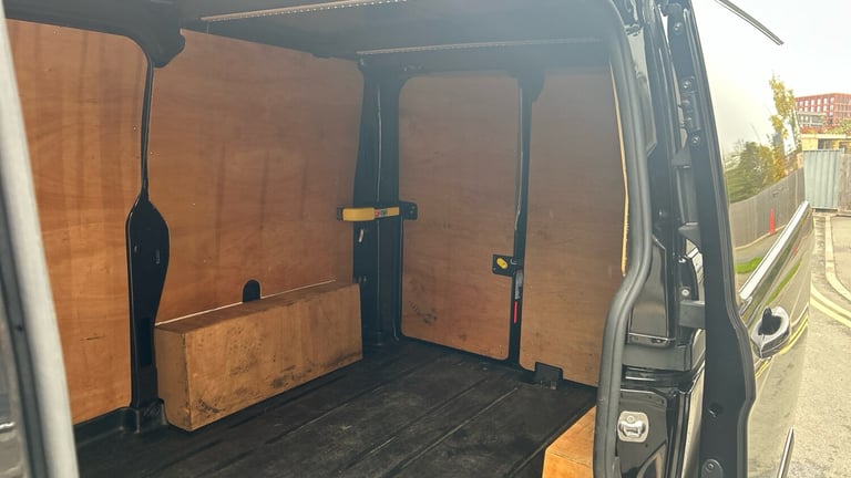 2023 Ford Transit Custom 280 L1 Diesel Fwd 2.0 EcoBlue 130ps Low Roof Limited Van Van Diesel Manual