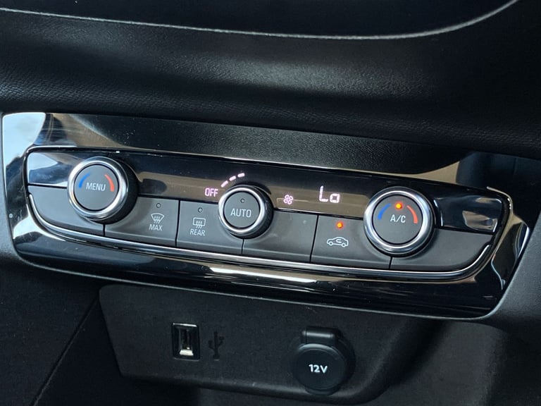 2024 Vauxhall Corsa 100kW Design 50kWh 5dr Auto Hatchback Electric Automatic