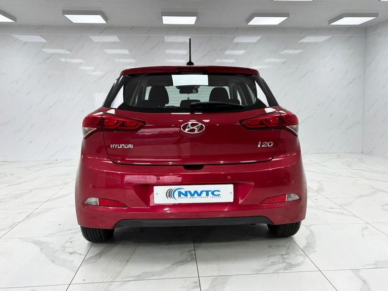 2016 Hyundai i20 1.2 SE Hatchback 5dr Petrol Manual Euro 6 (84 ps) F/S/H! 1 FORMER OWNER Hatchbac...