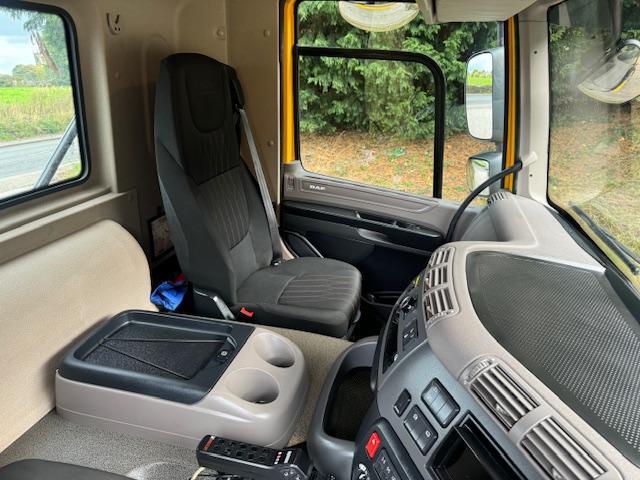 2020 20 DAF CF 450 E6 8x4 Multi-Lift Ultima24 hook loader sheet ex council