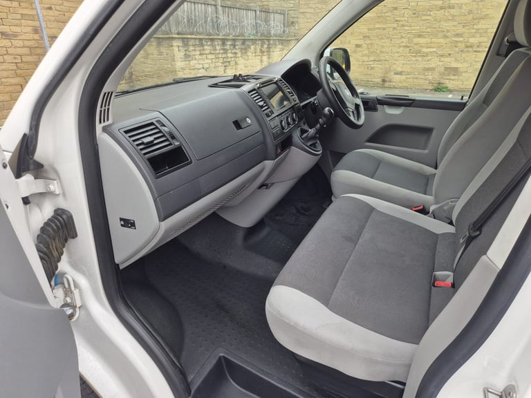 2015 Volkswagen Transporter 2.0 TDI BlueMotion Tech 114PS Startline Van PANEL VAN Diesel Manual