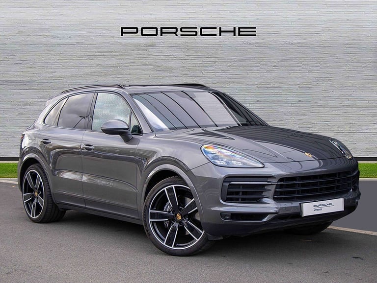 image for 2025 Porsche Cayenne S E-Hybrid Black Edition 5dr Tiptronic S COUPE PETROL/ELECTRIC Automatic