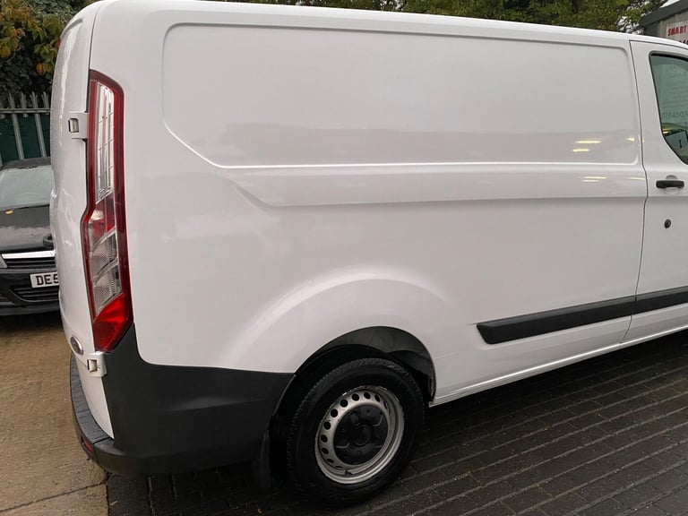 2017 Ford Transit Custom 2.0 TDCi 290 L1 H1 5dr PANEL VAN Diesel Manual