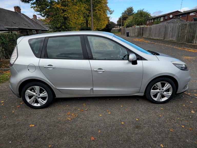 2012 Renault Scenic 1.5 dCi Dynamique TomTom Energy 5dr [Start Stop] MPV DIESEL Manual