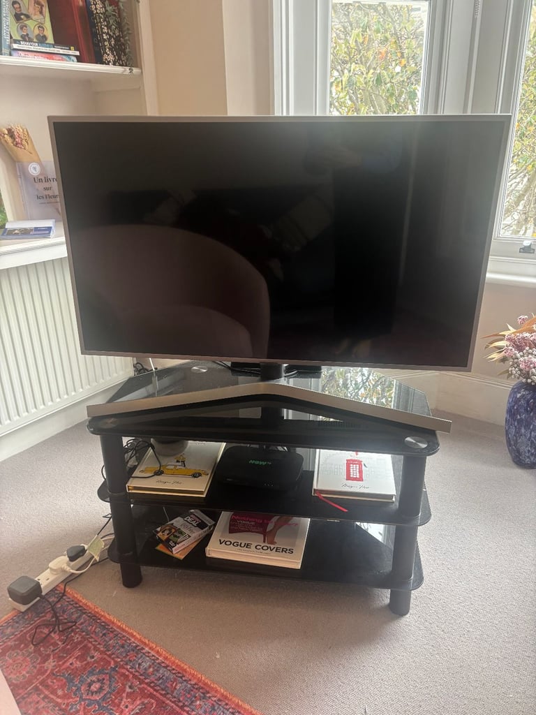 TV/Audio table