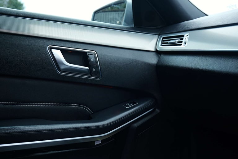 2015 Mercedes-Benz E Class 2.1 E220 AMG Line Bluetec Auto 4dr Saloon Diesel Automatic