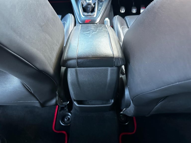  Ford Focus 2.0 TDCi ST-3 Euro 6 (s/s) 5dr Diesel Manual