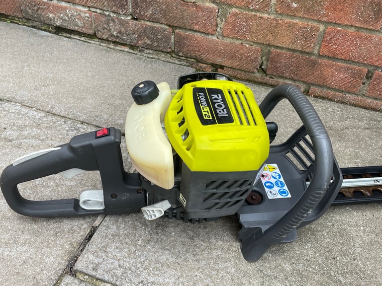 Ryobi Petrol Hedge trimmer 
