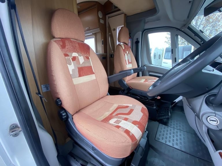 2009 SWIFT SUNDANCE 590RL 4 BERTH MOTORHOME