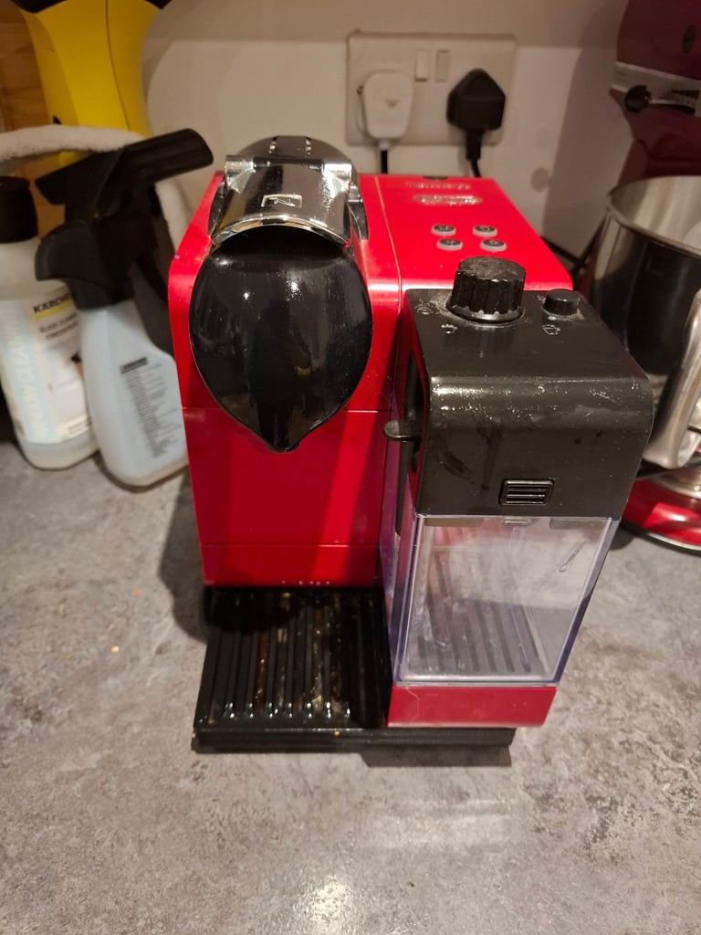 image for Nespresso delonghi coffee machine