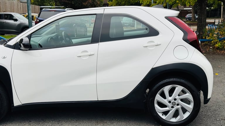 2022 Toyota Aygo X 1.0 VVT-i Pure Hatchback 5dr Petrol x-shift Euro 6 (s/s) (72