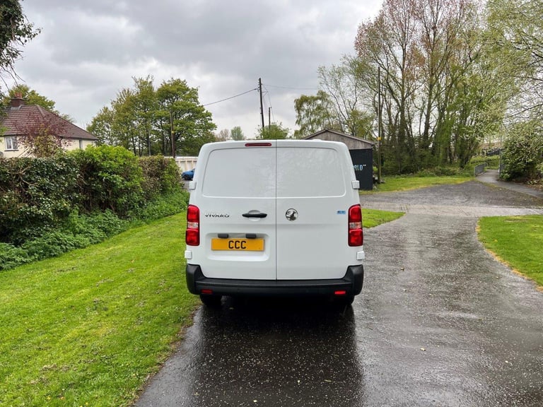 November 2024 Vauxhall Vivaro 2.0 3100 Prime XL Crew (145) Double Cab – 5 Seater