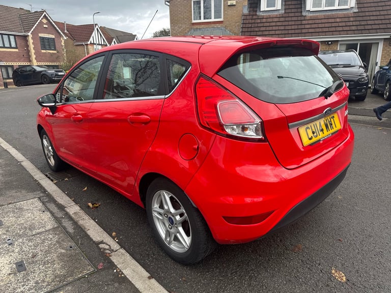 2014 ‘14’ Ford Fiesta 1.25 Zetec * low miles full service history* 