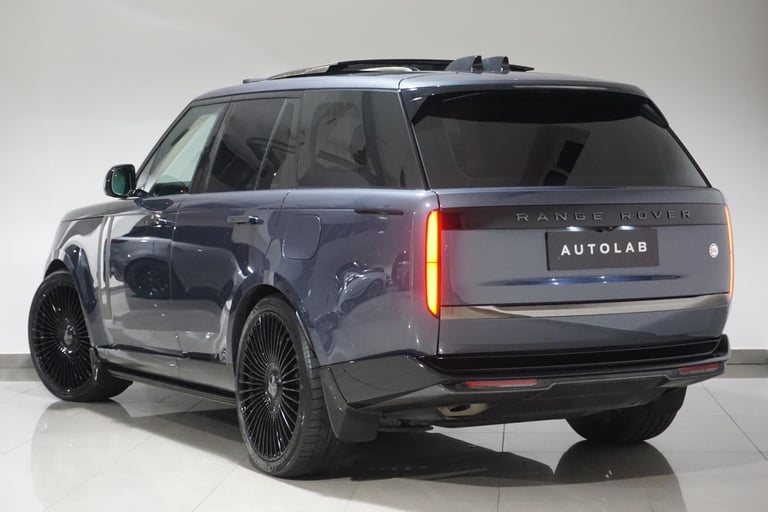 2023 Land Rover Range Rover 3.0 P550e 38.2kWh SV SUV 5dr Petrol Plug-in Hybrid Auto 4WD Euro 6 (s...