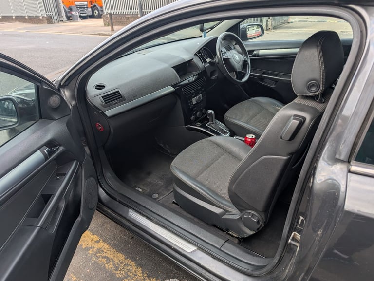 Vauxhall, ASTRA, Hatchback, 2009, Other, 1796 (cc),5 doors - Image 7