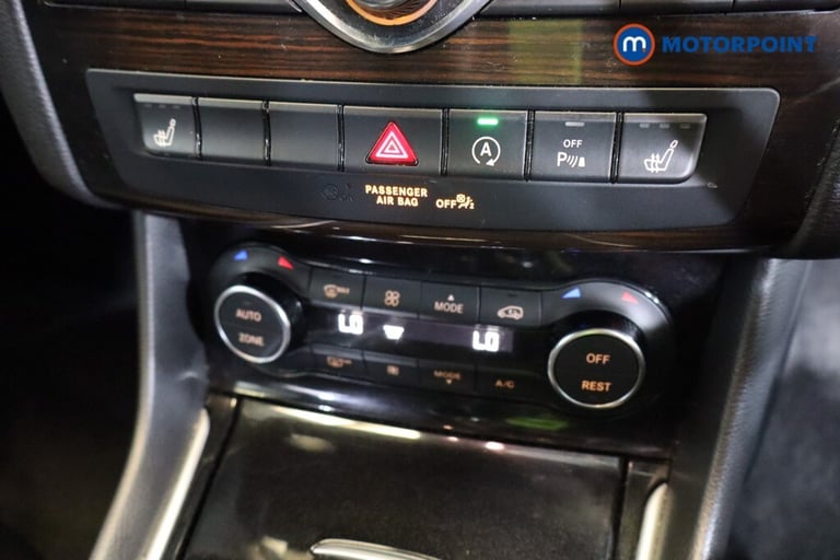 2017 Infiniti Q30 1.5d Premium Tech 5dr HATCHBACK DIESEL Manual