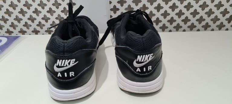 Unisex Nike Trainers 