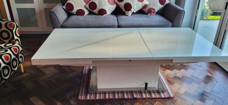 TWO IN ONE COFFEE/DINING TABLE