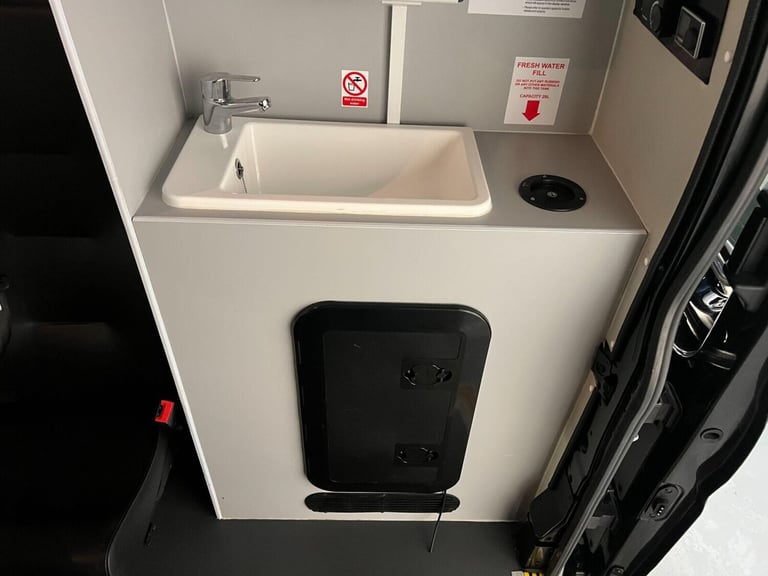 2022 Ford Transit 2.0 350 EcoBlue Leader RWD L4 H3 Euro 6 (s/s) 5dr Welfare Diesel Manual