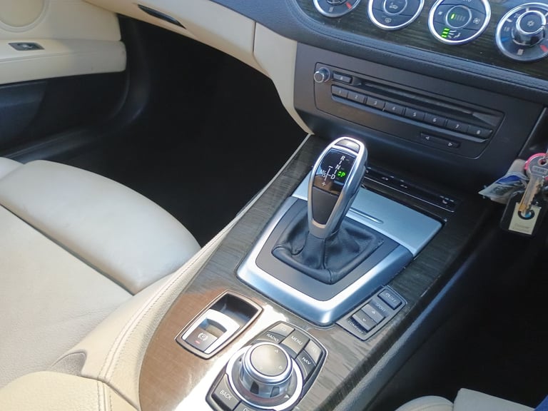 2012 BMW Z4 2.0i M Sport Auto sDrive Roadster.