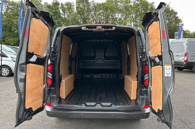 2025 Ford Transit Custom 280 Limited AUTO L2 LWB FWD 2.0 EcoBlue 136ps Low Roof, BLUETOOTH, CAMER...