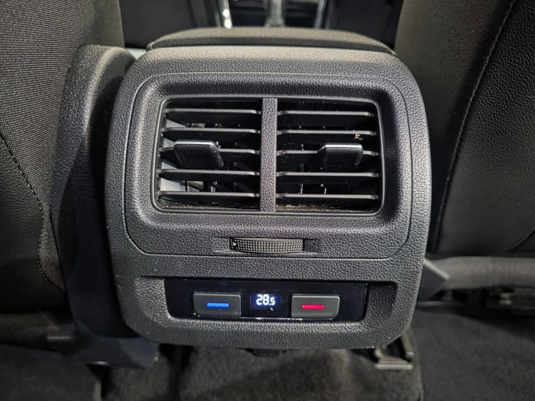2018 Volkswagen Touran 1.4 TSI SEL DSG Euro 6 (s/s) 5dr MPV Petrol Automatic