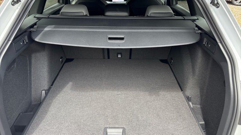 2024 Volkswagen Golf 2.0 TDI 150 R-Line 5dr DSG Diesel Estate Estate Diesel Automatic