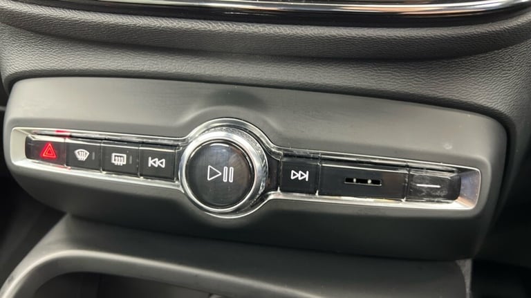 2022 Volvo XC40 Plus, B3 mild hybrid, Petrol, Dark Estate Petrol Automatic