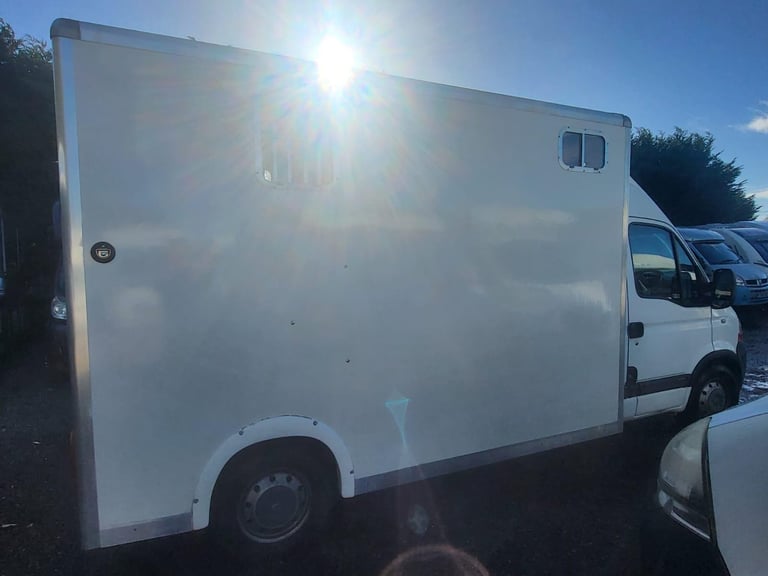 Renault Master Horsebox Horse Box 2008