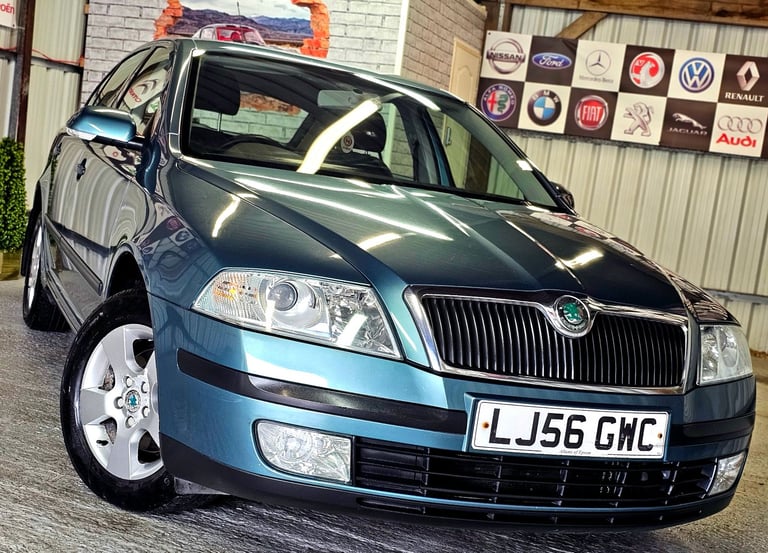 SKODA OCTAVIA 1.6 PETROL AUTOMATIC ONLY 69K🔥