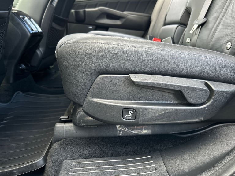 2025 Kia Sorento 1.6 h T-GDi 3 SUV 5dr Petrol Hybrid Auto AWD Euro 6 (s/s) (212 bhp) SUV PETROL/E...