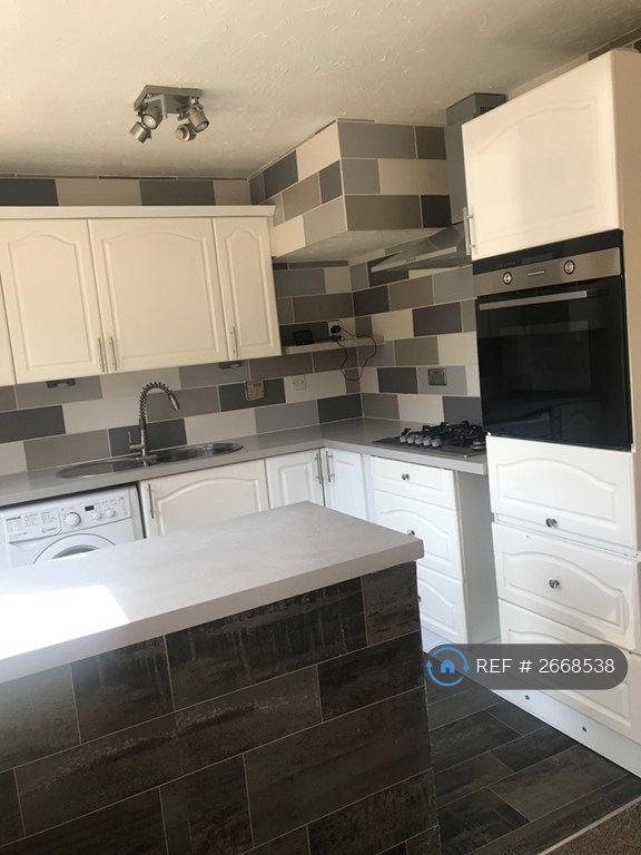 3 bedroom house in Coburg Place, South Woodham Ferrers, Chelmsford, CM3 (3 bed) (#2668538)