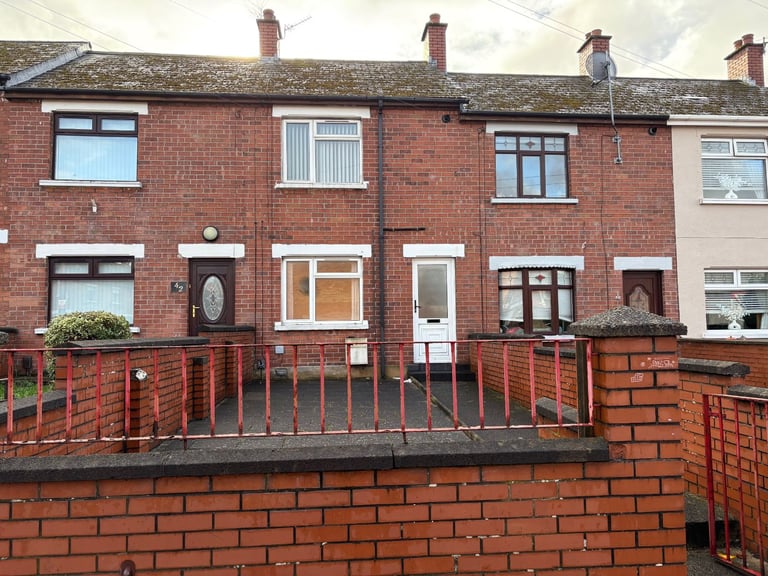 Newly Decorated Mid Terrace with Two Bedrooms and additional Home Office/Wardrobe Room
