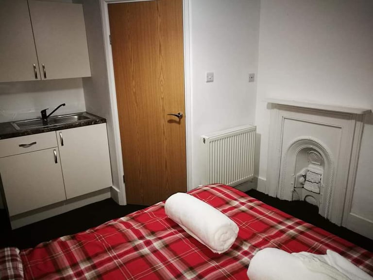 Spacious & Cosy Studio for Rent in - ME14 2UU