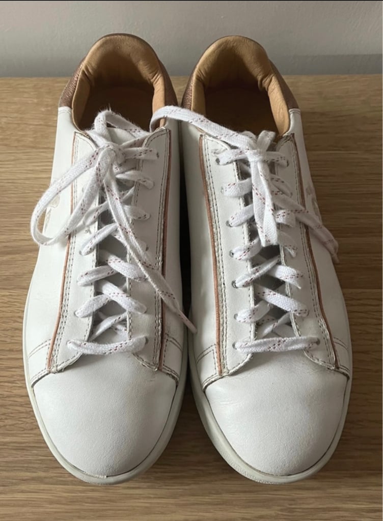 image for Le Coq Sportif Bocage Size 5 White And Bronze Lace-Up Trainers