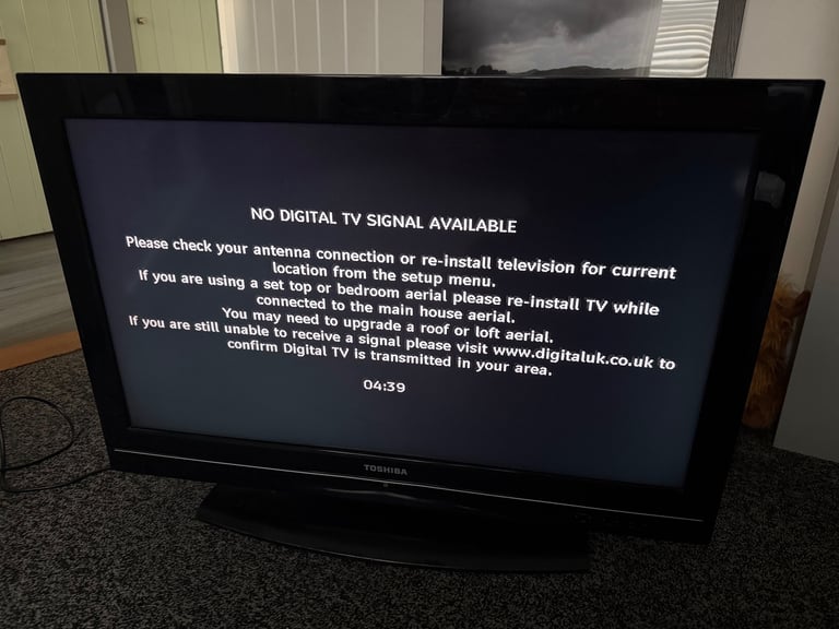 image for Toshiba 32 in tv no remote 