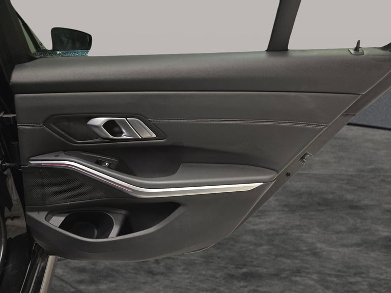 2020 BMW 3 Series 2.0 320d M Sport Touring 5dr Diesel Auto Euro 6 (s/s) (190 ps) - AUTO PARK  Est...