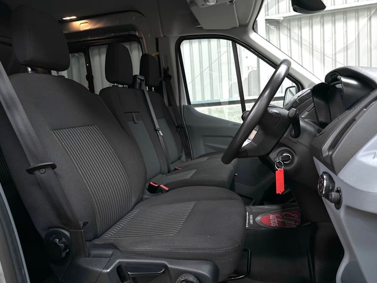 2019 (19) Ford Transit 350 Double Cab Crew Van L3H2 red 2.0 EcoBlue ( 130 bhp )