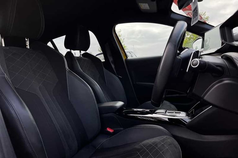 2022 Peugeot 208 1.2 PureTech GT Premium Hatchback 5dr Petrol EAT Euro 6 (s/s) (130 ps) Hatchback...