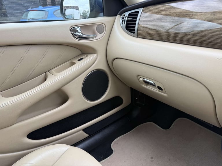 2008 Jaguar X-Type 2.2 X-Type SE Auto 4dr Saloon Diesel Automatic