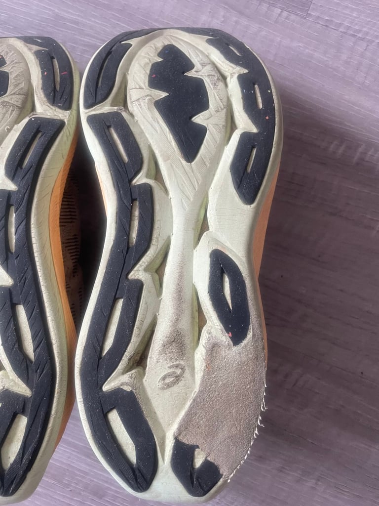Asics Superblast running shoes/trainers
