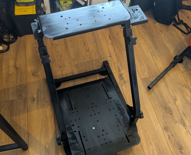 Xrocker racing seat and Logitech G920