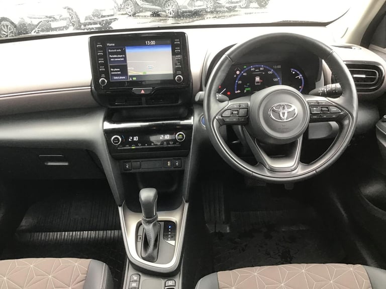  Toyota Yaris Cross 1.5 VVT-h Excel SUV 5dr Petrol Hybrid E-CVT Euro 6 (s/s) (116 ps) Petrol/Elec...