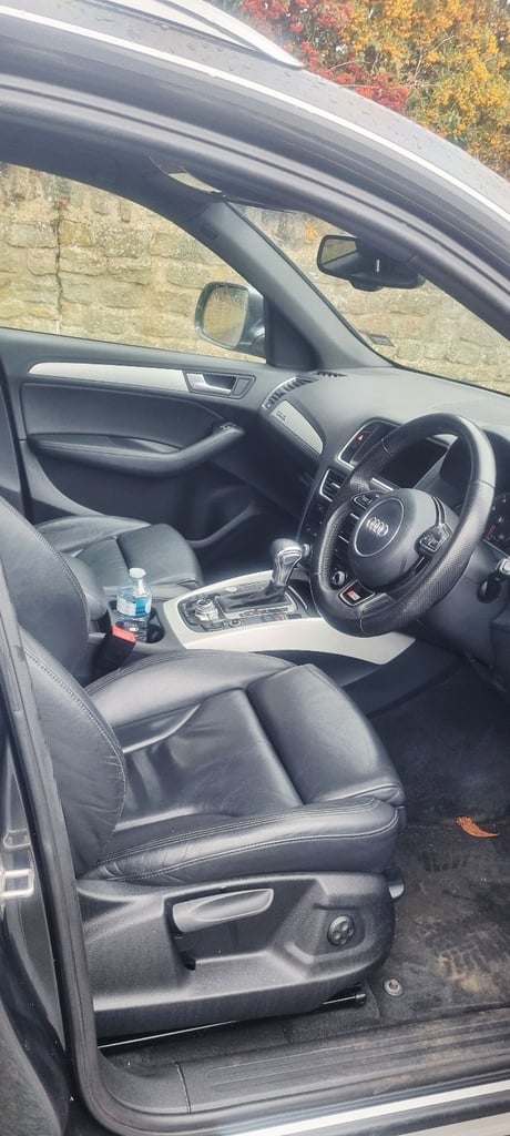 Audi Q5 Automatic S Line Quattro ULEZ FREE Long MOT Superb Car