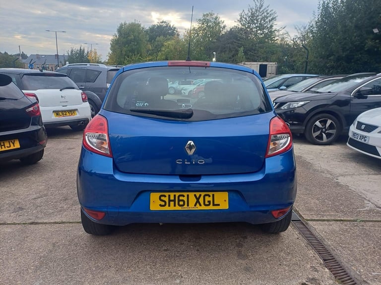 2011 Renault Clio 1.2 16V I-Music 3dr HATCHBACK PETROL Manual