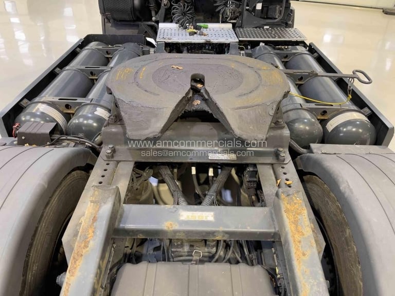 2021 (71) IVECO STRALIS NP 460 GAS 4X2